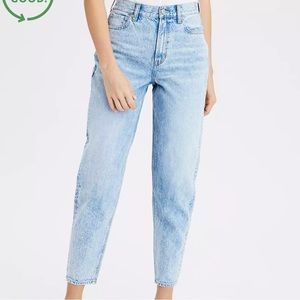 American Eagle Stretch Mom Jeans